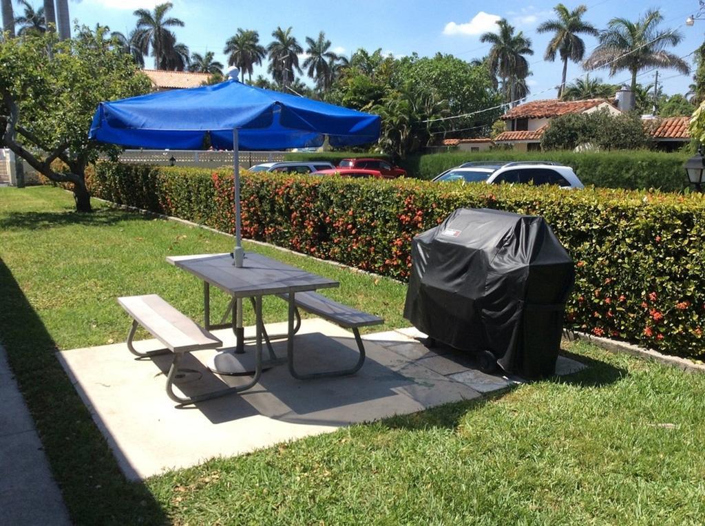 The Grove Condominium דלריי ביץ' חדר תמונה